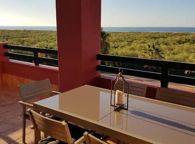 Bonito apartamento en primera línea de playa
