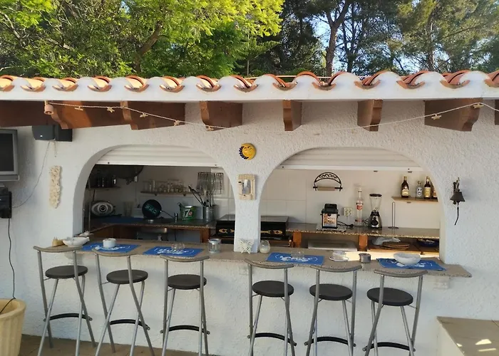 El Romarel Bed & Breakfast