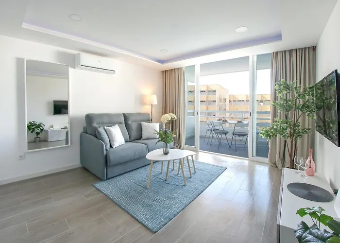Amazing Spacious 1 Bedroom Flat With Ocean View, 311, Ponderosa