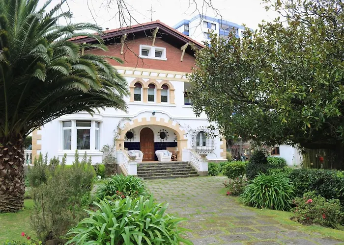 Villa Isabela Bakio Rooms