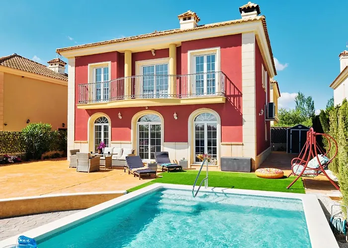 Butterfly Villa - 4 Bedrooms With Pool & Private Playground