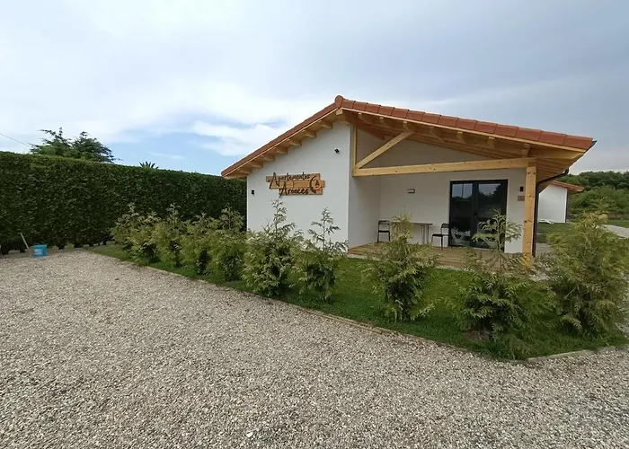 Apartamentos Aronces
