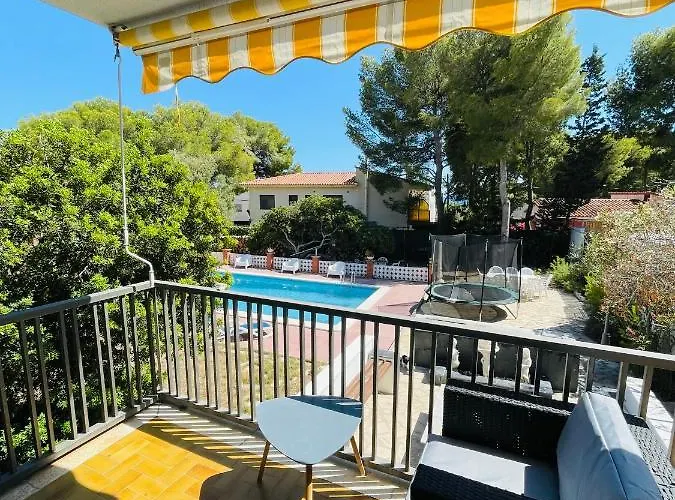 La Pineda 2