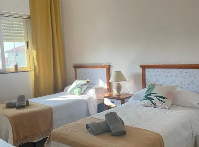 Apartamento Flori, Con Terraza Y A 300 M De La Playa En Suances, Cantabria