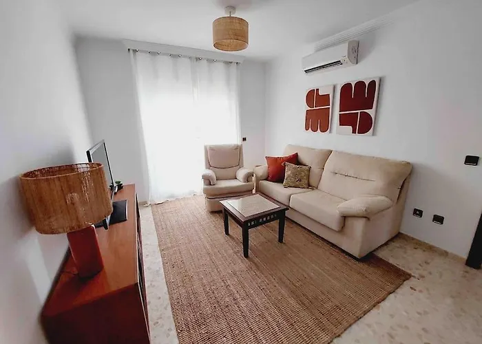 Torre Del Mar Deluxe Close To Beach & Parking Sinese Design Homes