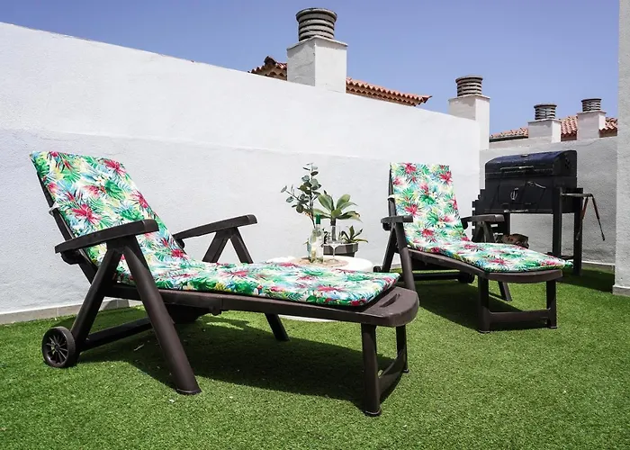 Comfortable Duplex With Garage And Working Space