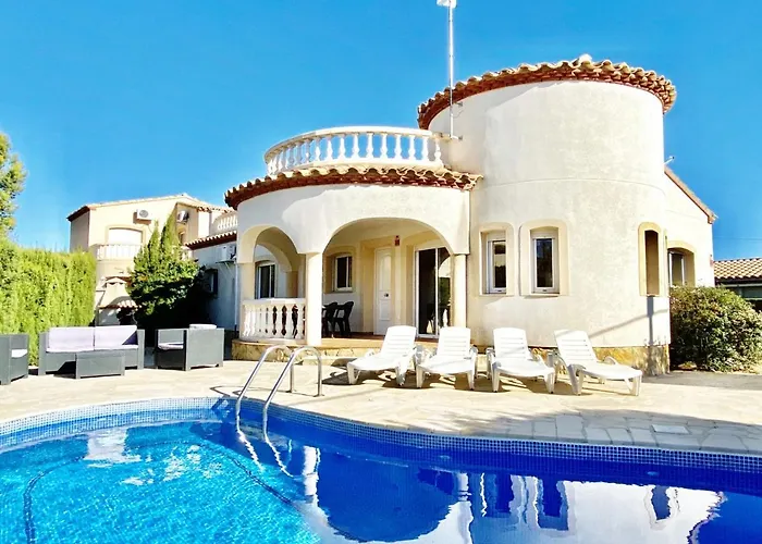 Villa Avondale 3Bedroom Villa With Air-Conditioning & Private Swimming Pool