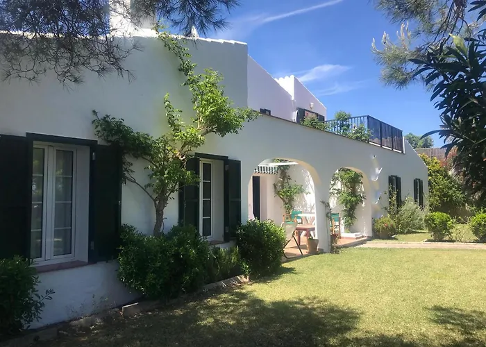Villa Albatros by Riera Rossello