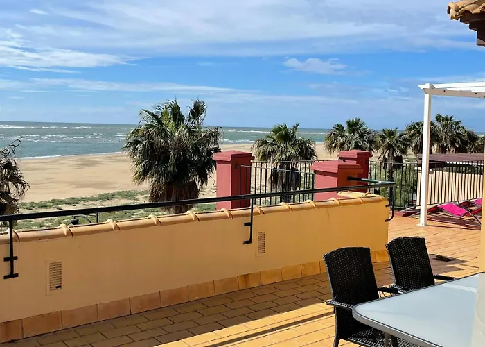 Atico Frontal Al Mar, Tres Dormitorios En Alcaudon
