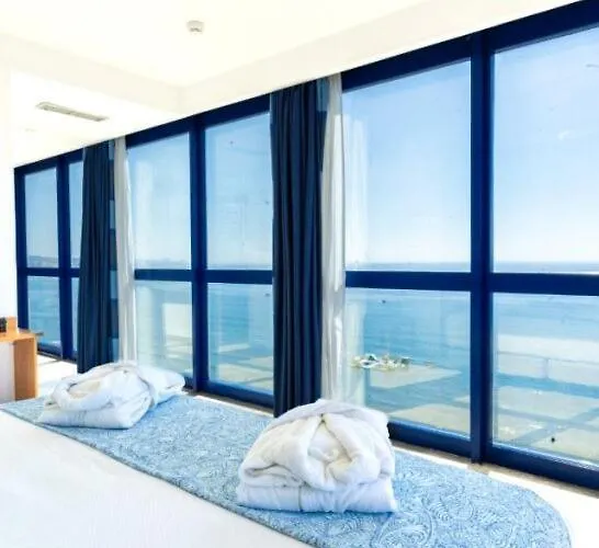 Hotel Yaramar - Adults Recommended