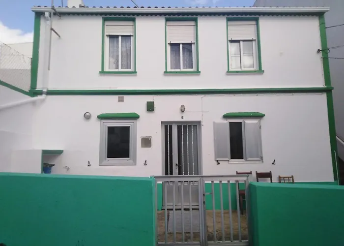 3 Bedroom House Near Beach Lighthouse Hiking Trail