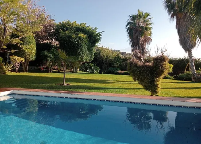Villa Carioca - With Private Pool, Marvelous Garden And Amazing Ocean View