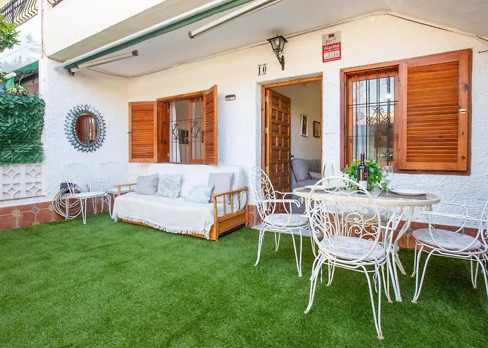 2 Bedroom Nice Home In Lo Pagan
