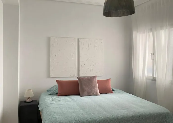 Apartamento recién reformado junto al Mediterraneo, WIFI