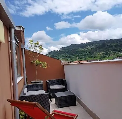 Atico Con Terraza