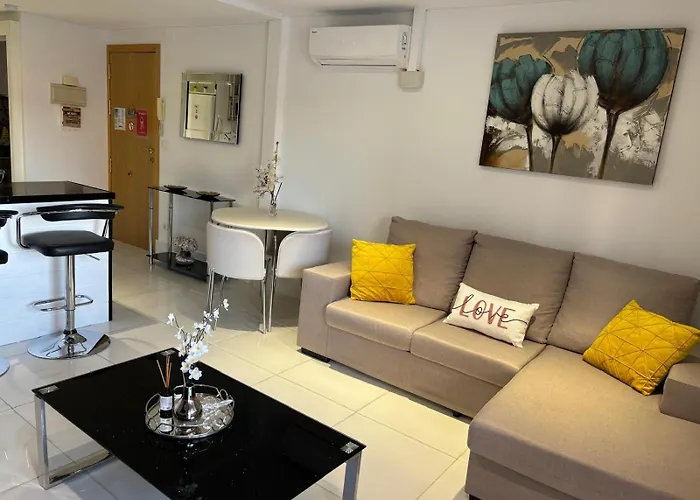 Apartmento De 3 Habitaciones Con Vistas Al Mar