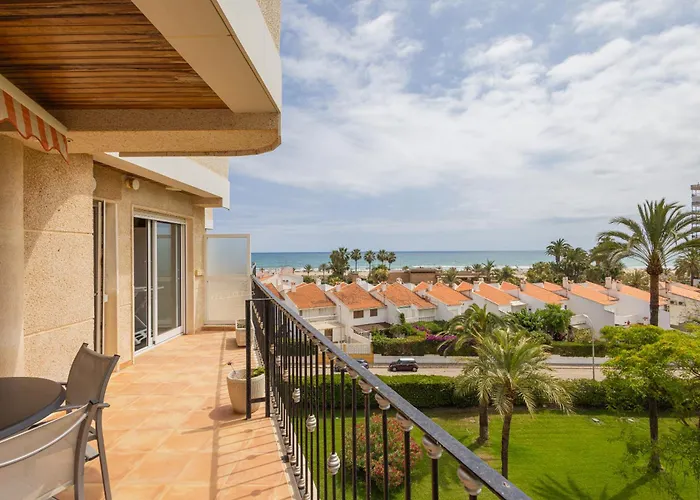 Apartamento Con Piscina Y Zonas Comunes