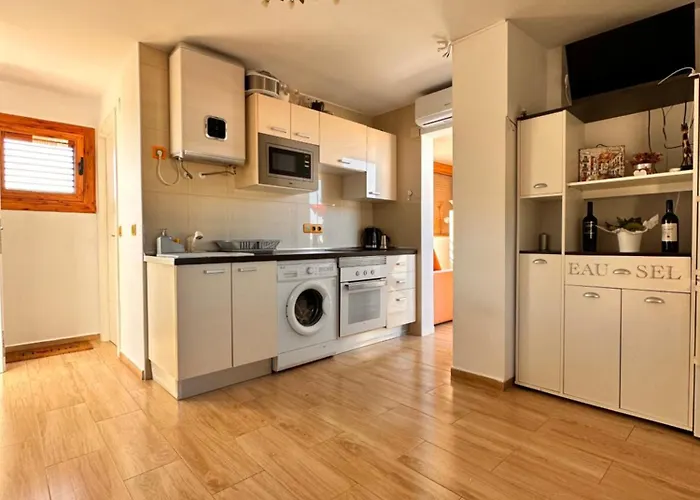 Apartments With Sea View, 4 Persons, Swimming Pool And Bbq