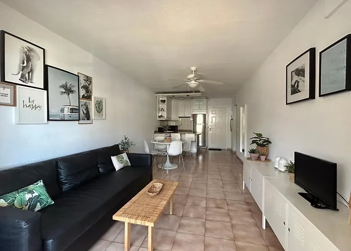 Castle Harbour 1 Bedroom Apartment C117