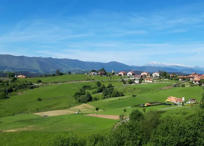Altos De La Hayuela, A 7 Min De Comillas