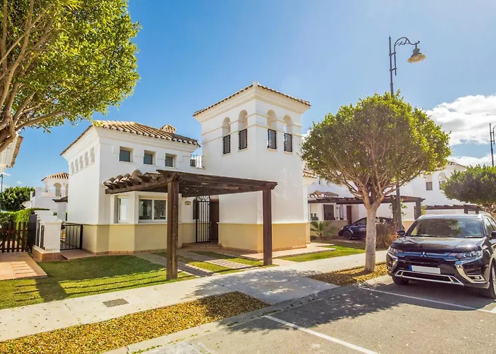 2 Bedroom Lovely Home In Roldan