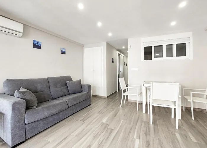 Stunning Apartment In Cullera With Kitchen
