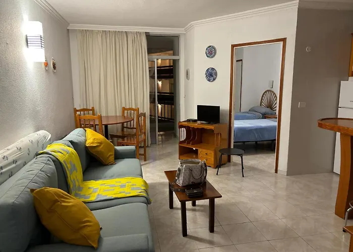 Apartamento Los Cristianos Playa Y Piscina