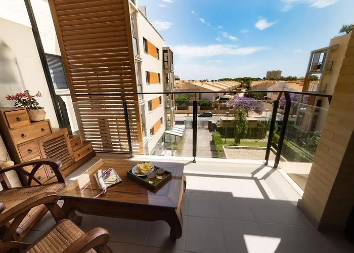Apto. Con Piscinas Y Gym A 800 Metros De Playa