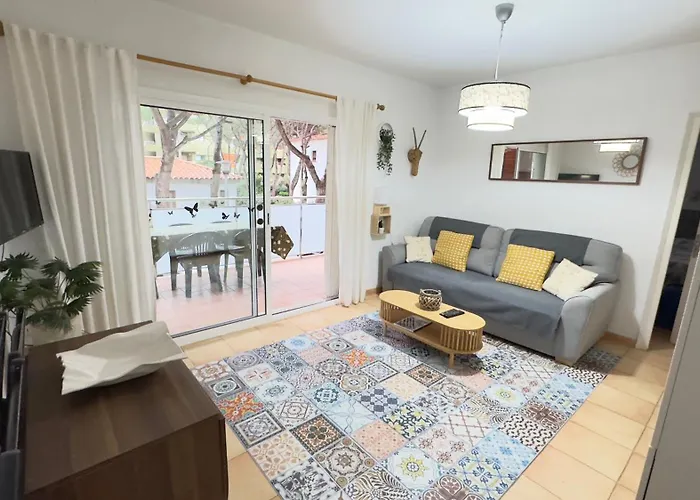 Casa ANNA - climatisé, 2 chambres, 50 m plage, terrasse 16m2, Wifi