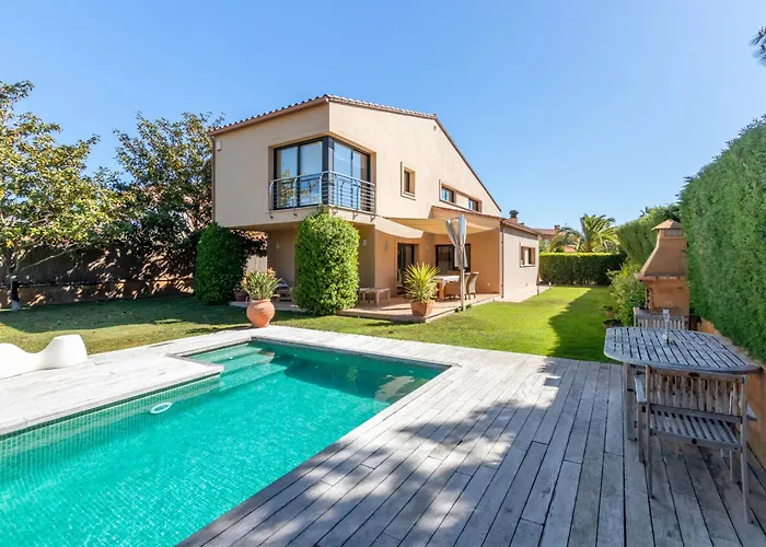 Preciosa Villa En La Costa Brava