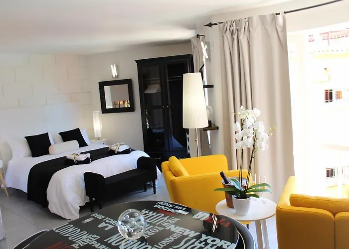 Pasion Tropical - Gay Only Resort (Adults Only)