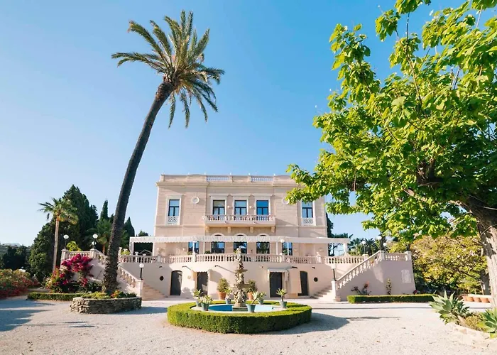 Casa De Los Bates
