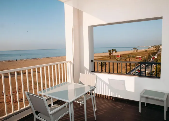Hotel Brisamar Suites