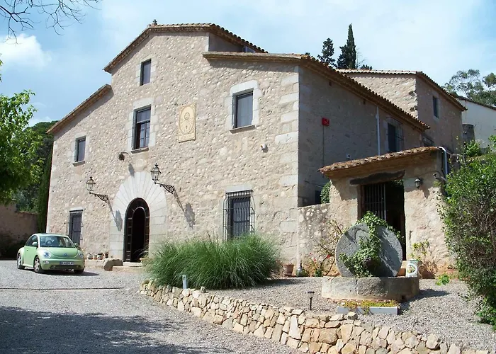 Hotel Masia Can Vive