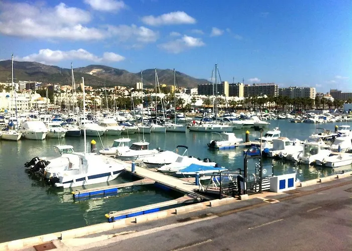 VIVE BENALMÁDENA Apartamento LUXE PUERTO MARINA, Primera Línea de Playa