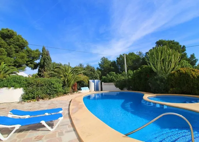Villa Robert con piscina comunitaria uso exclusivo para una casa por turno
