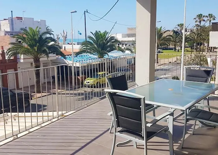 Spacious Apartment With Sea View In El Grau De Moncofa 108M²