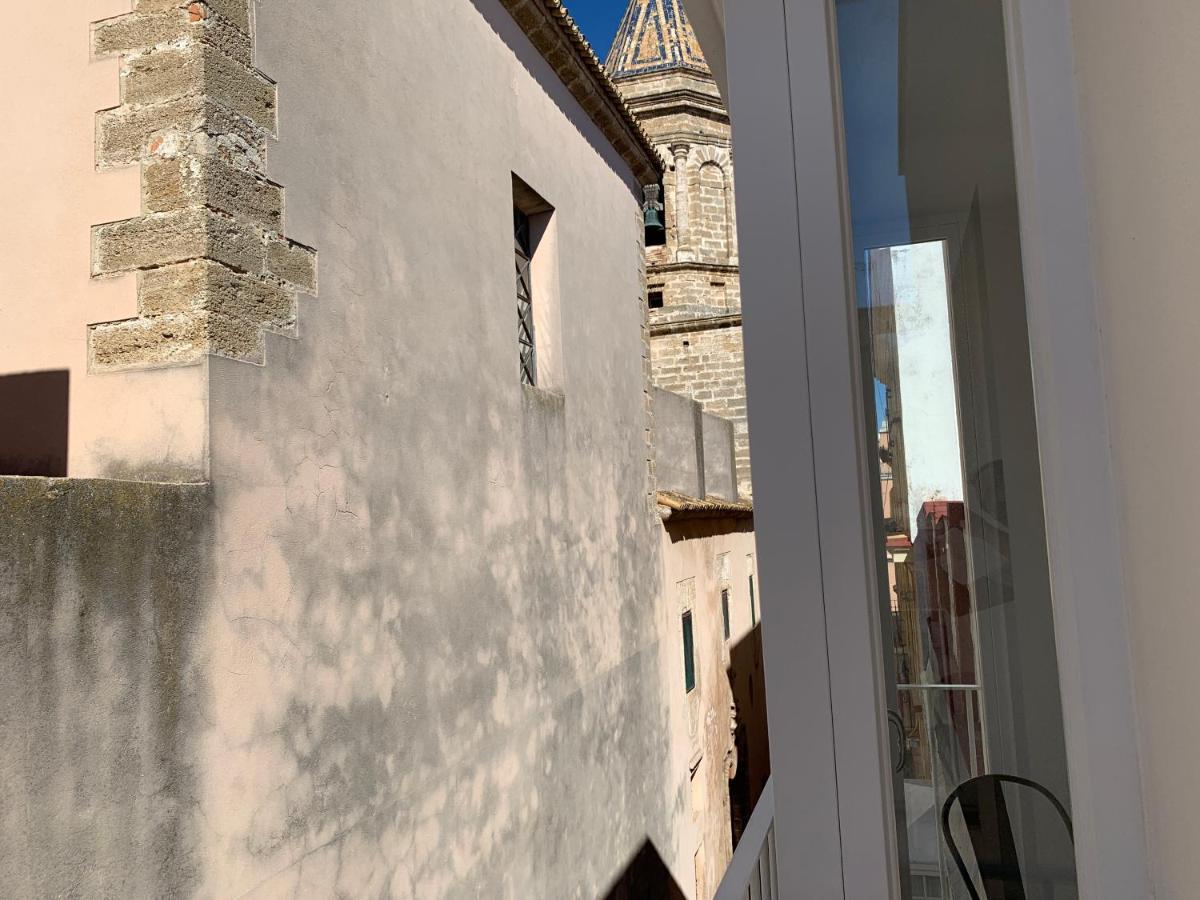 San Lorenzo Y Cadiz