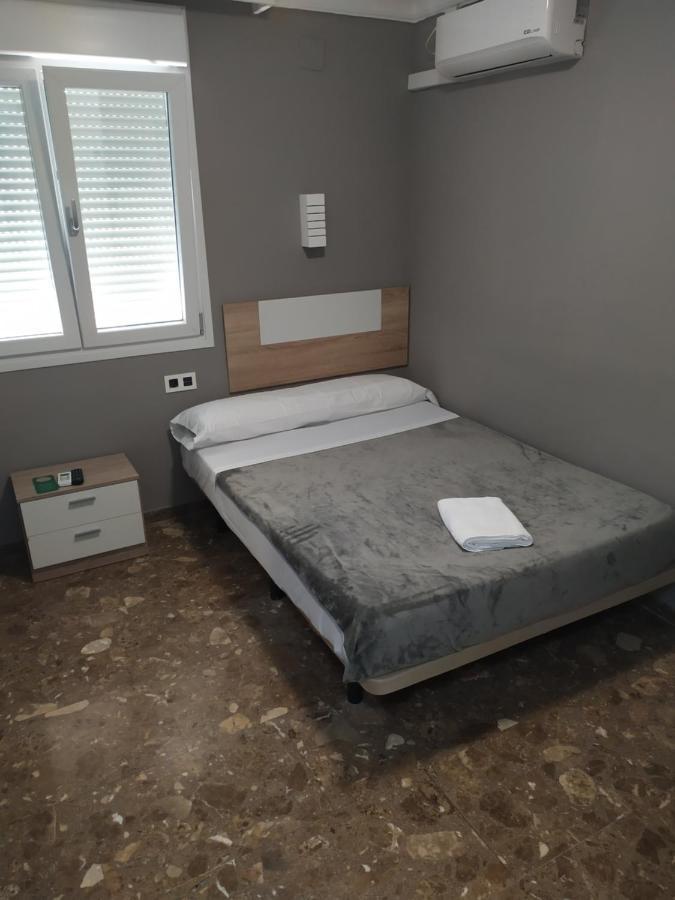 43 Guest house *