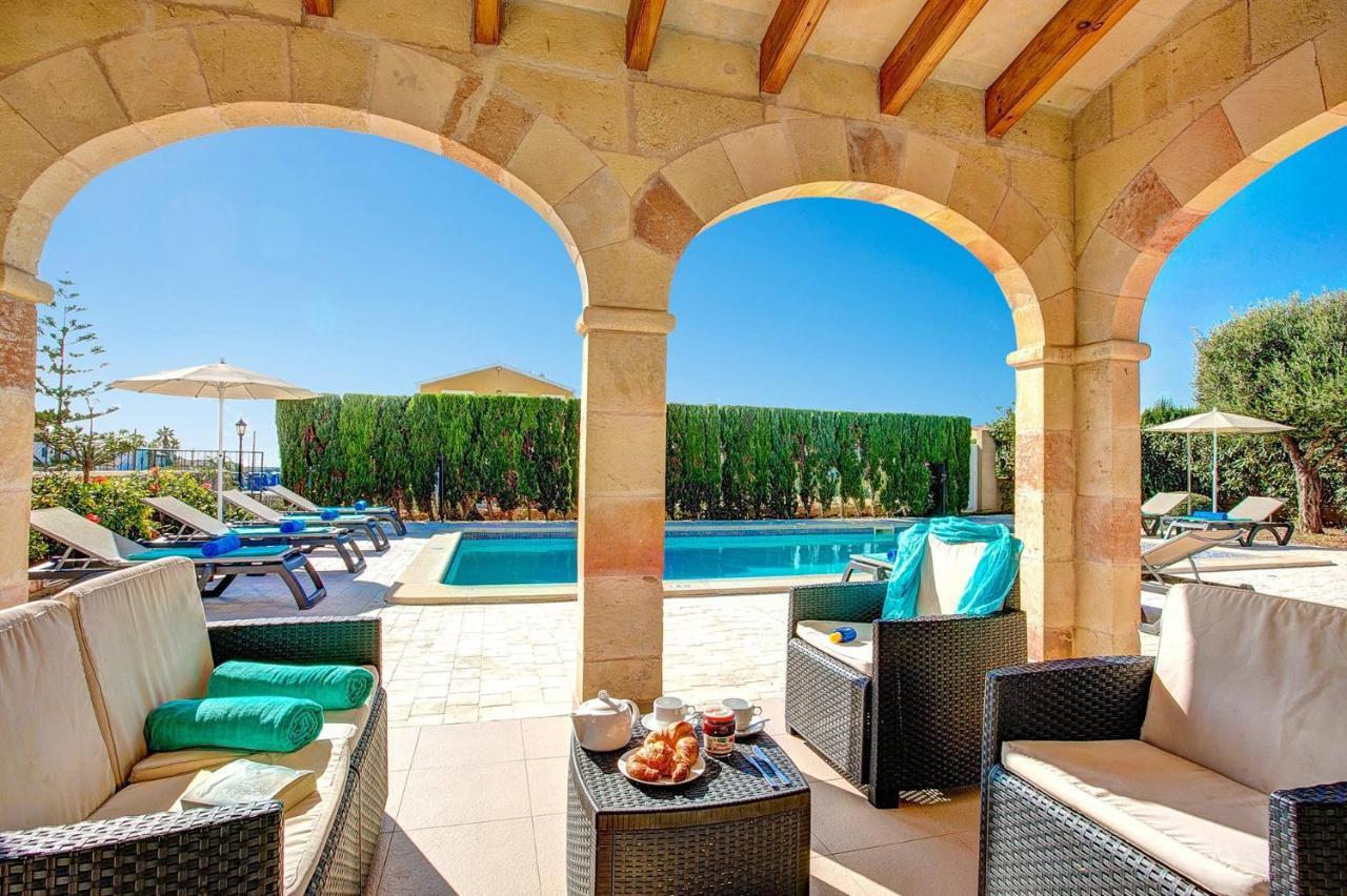 Villa Mares 4 Bedroom Villa, Cala'n Forcat Cala'N Blanes (Menorca)
