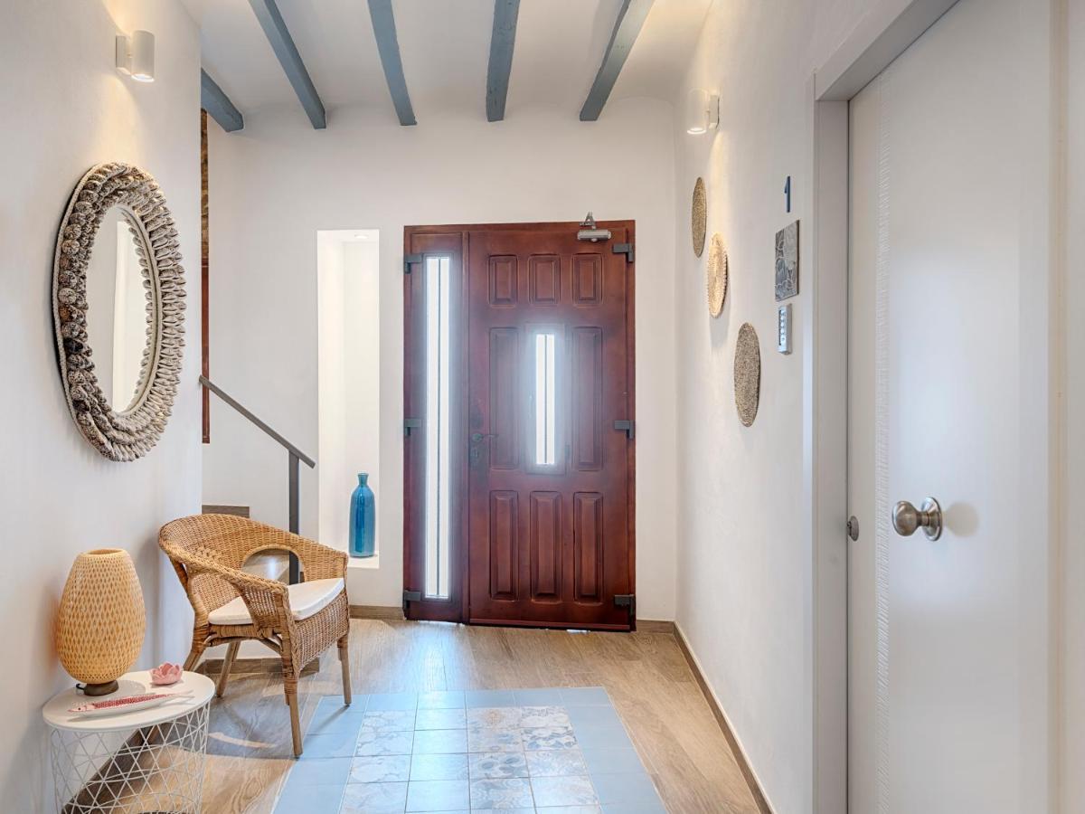 House 3*