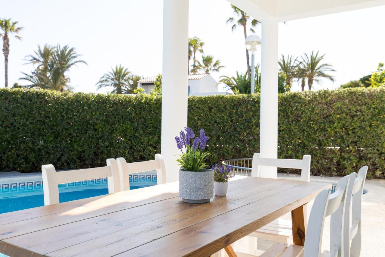 A 150m De La Playa Y Piscina Privada *