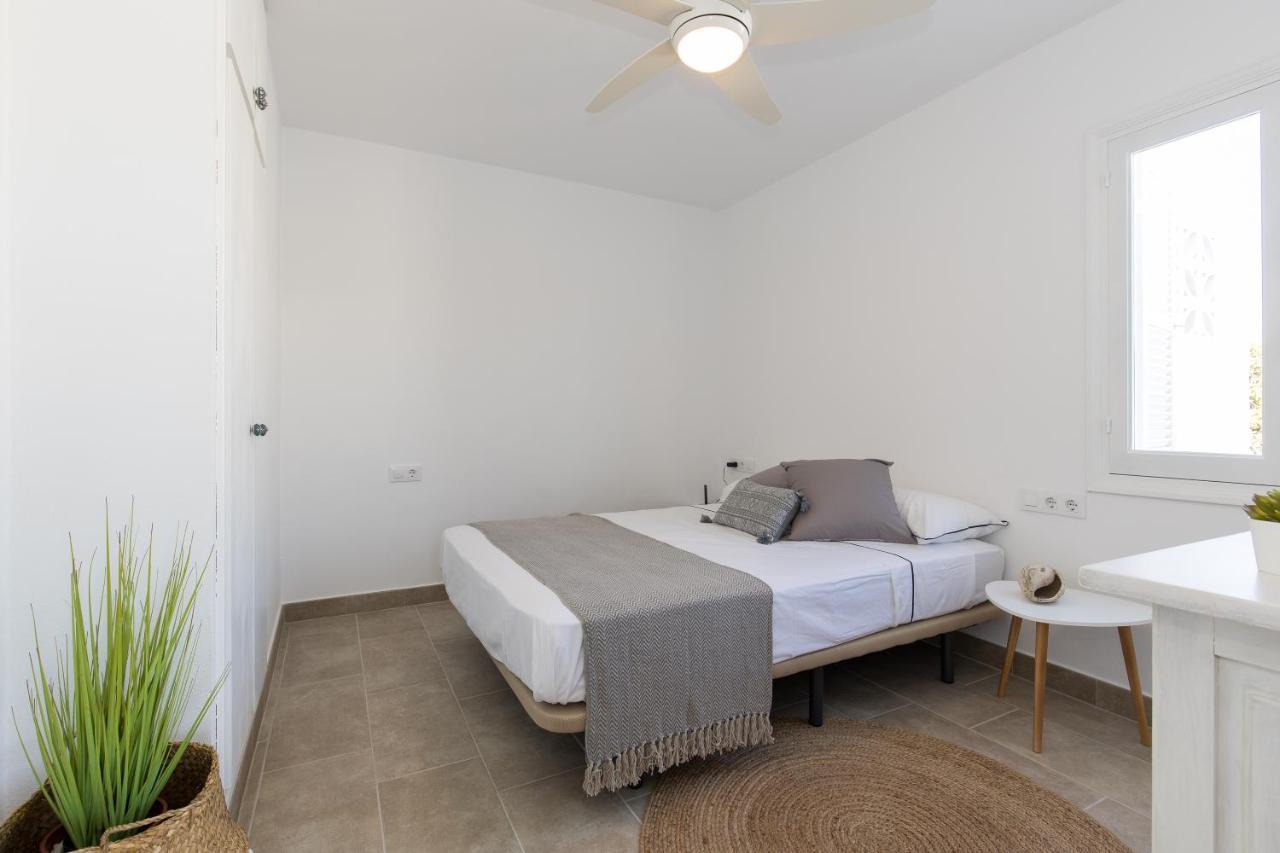 A 150m De La Playa Y Piscina Privada * Cala'N Bosch (Menorca)