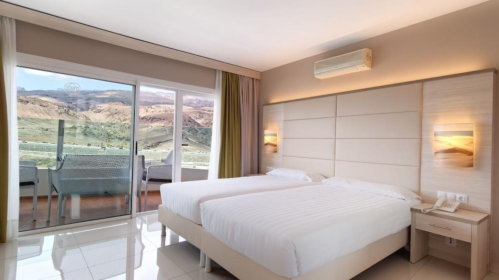 Bull Escorial&spa 3*