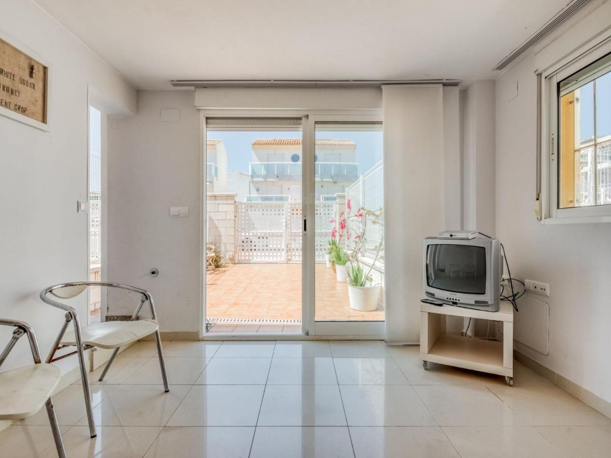 Holiday home Spacious In With Swimming Pool