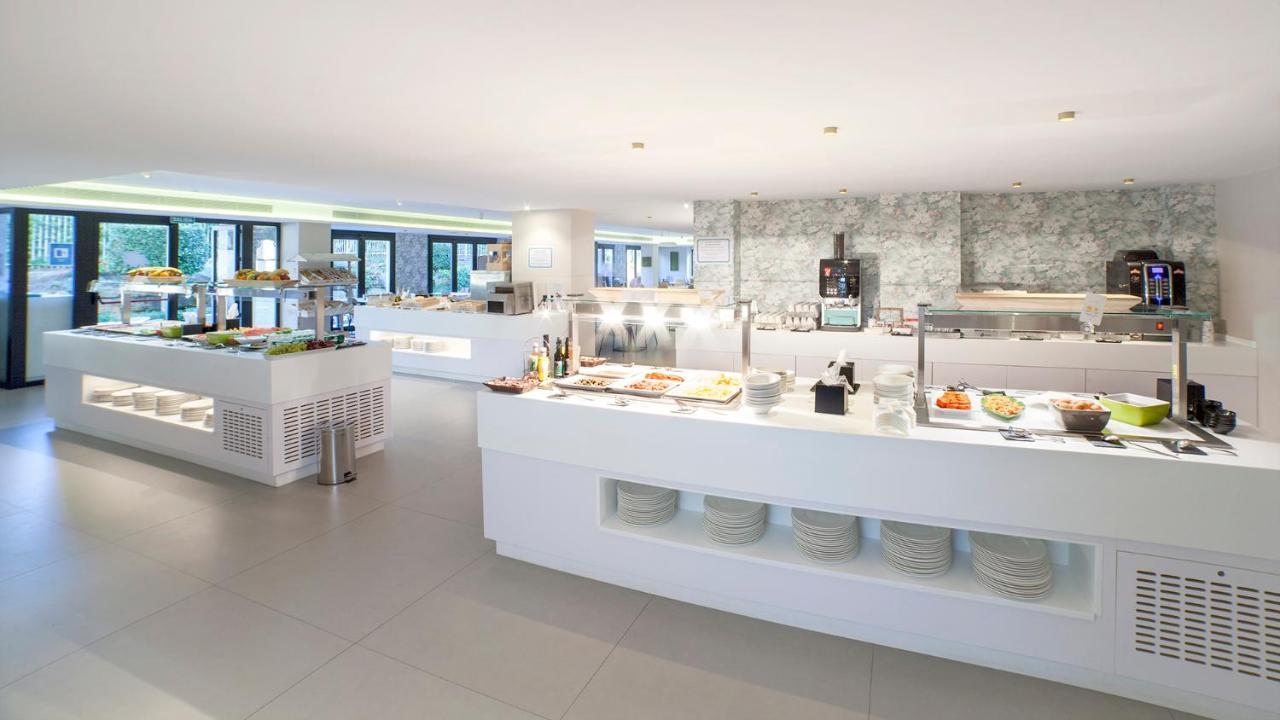 Alanda Hotel