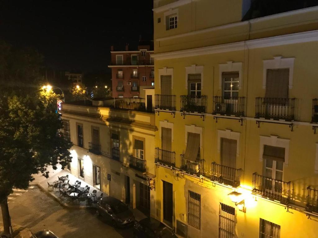 Puerta Carmona 2* Seville