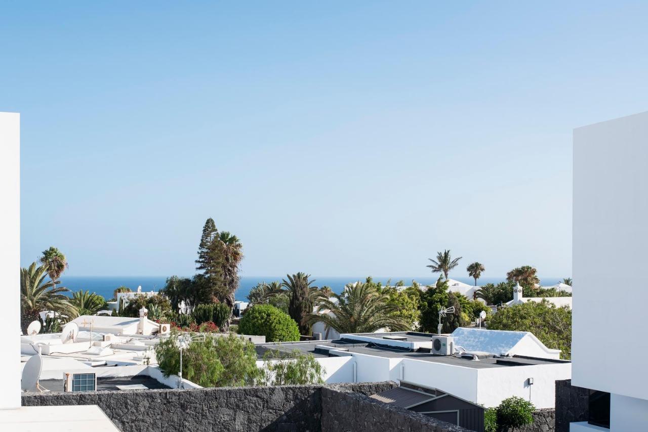 Bernadette Los Mojones Puerto Del Carmen Lanzarote *