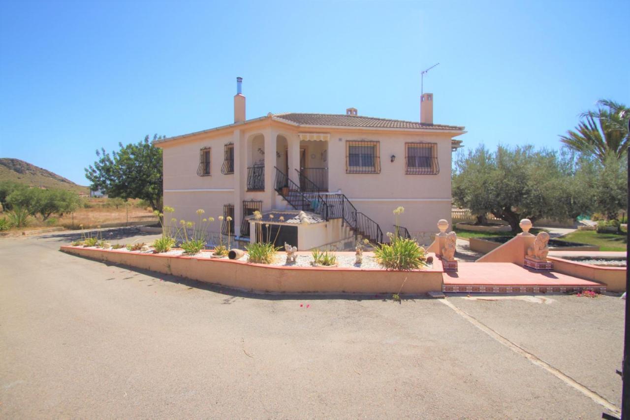 Chalet Casaturis Para Disfrutar Con Piscina Privada En San Vicente Del Raspeig Ch101 *