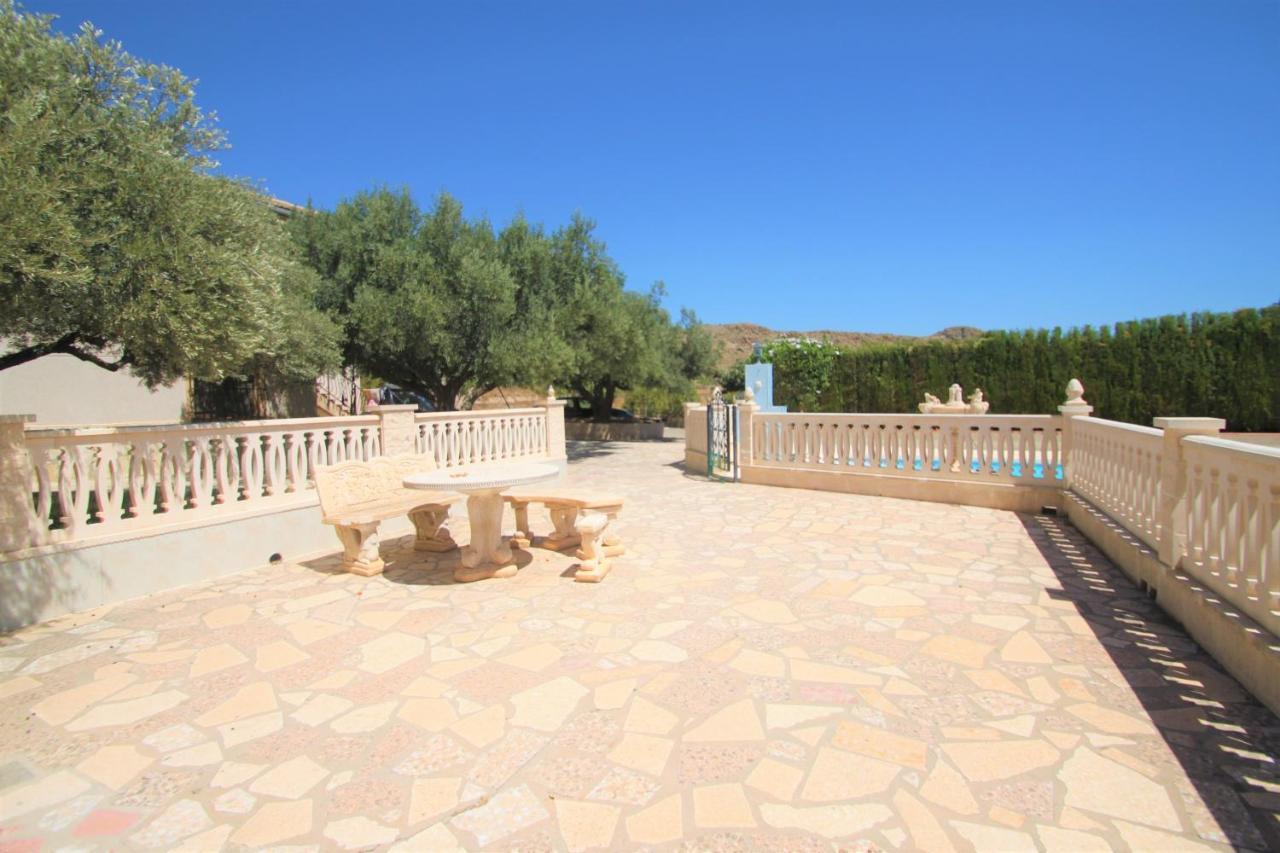 Holiday home Chalet Casaturis Para Disfrutar Con Piscina Privada En San Vicente Del Raspeig Ch101